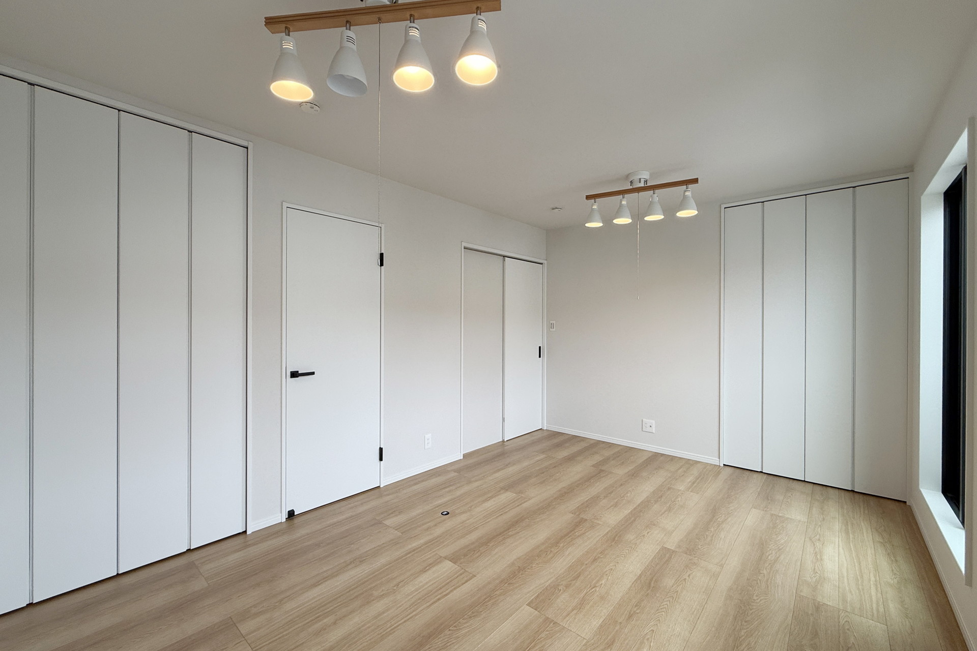 eMIRAIE 阪急池田／五月山公園IV A号地 写真